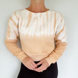 Wildfox peach tan white tie dye fleece lined crop sweatshirt size XS